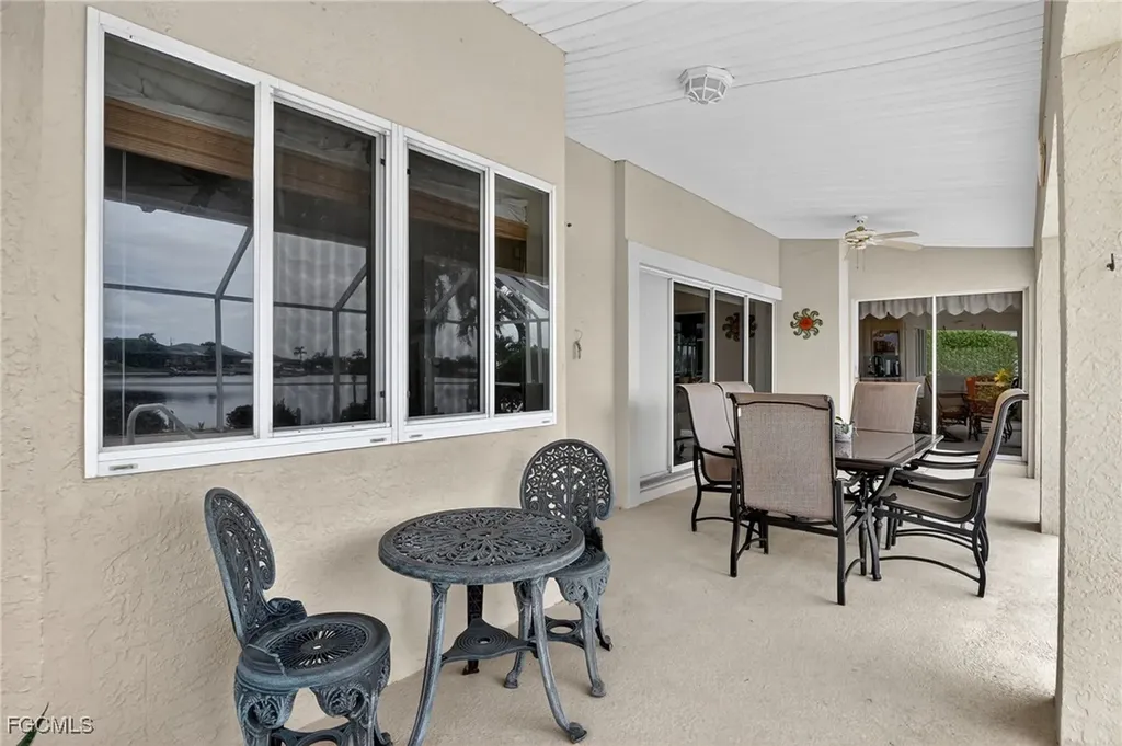 3318 SW 2nd Street Cape Coral FL 33991