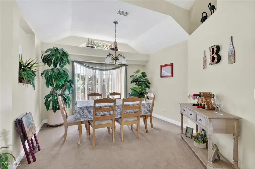 3318 SW 2nd Street Cape Coral FL 33991