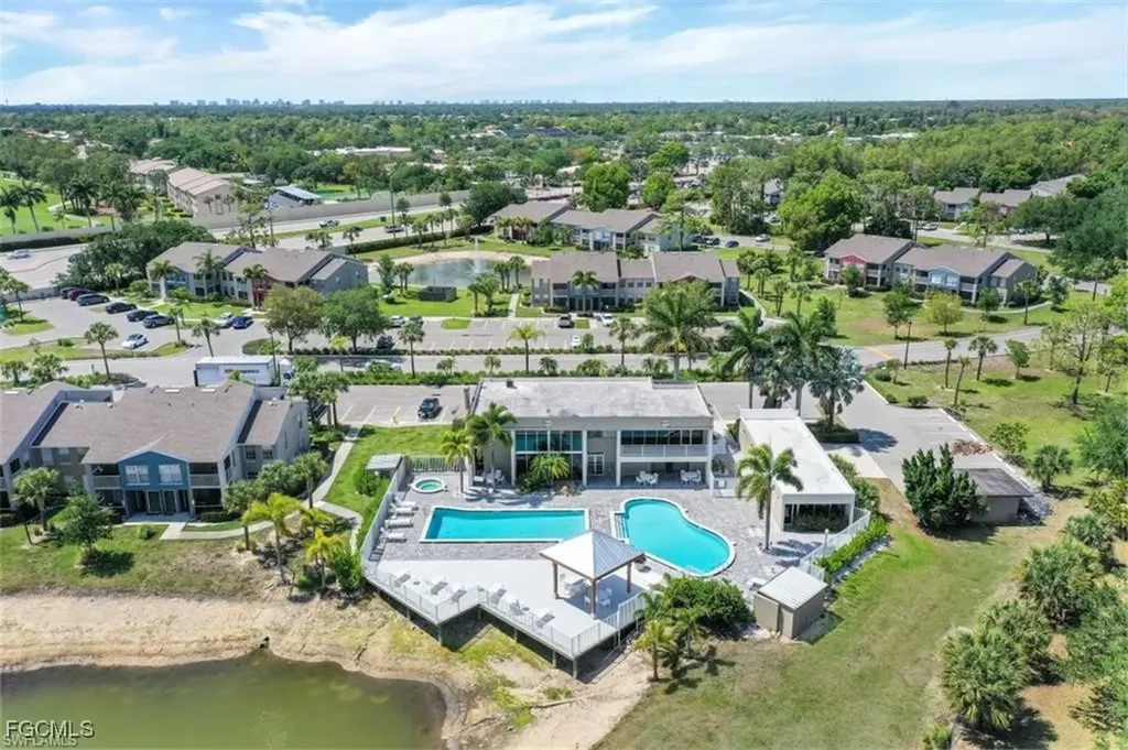 161 Santa Clara Drive Naples FL 34104