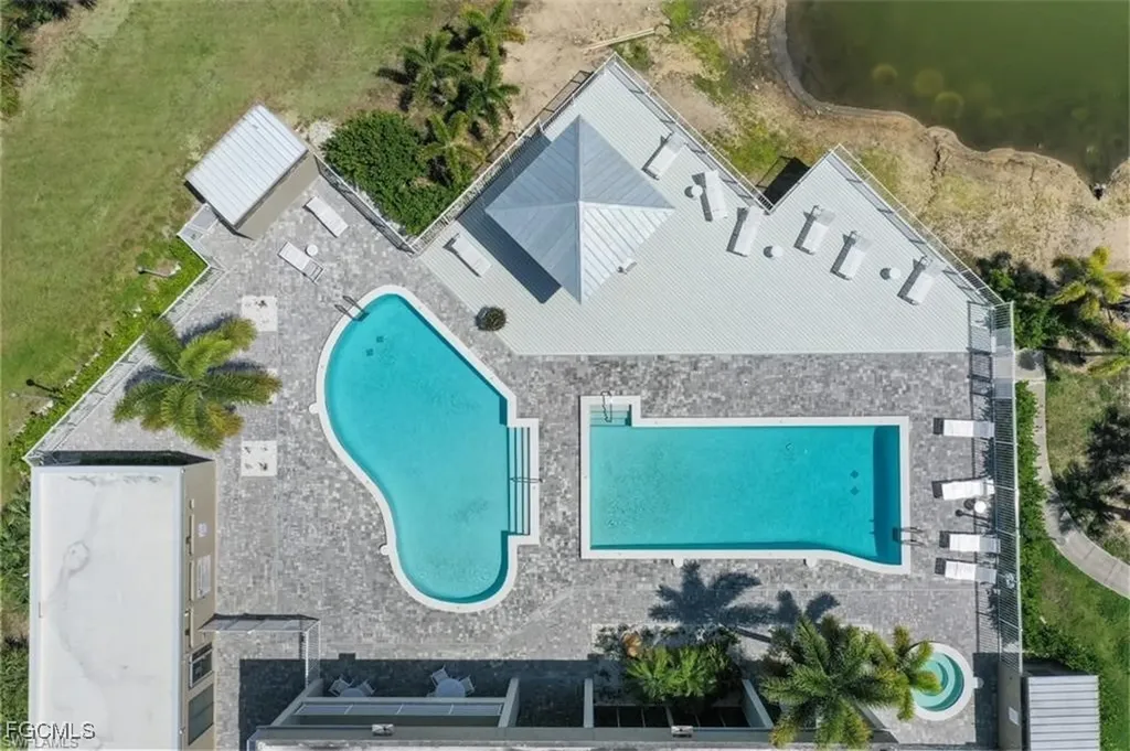 161 Santa Clara Drive Naples FL 34104