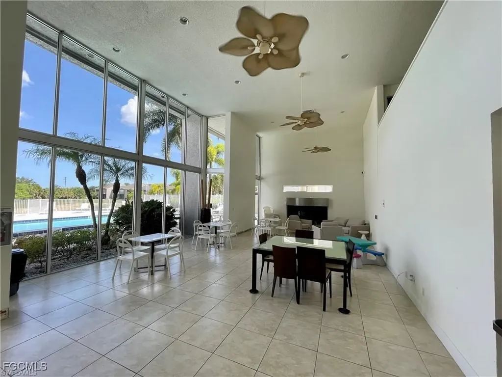 161 Santa Clara Drive Naples FL 34104