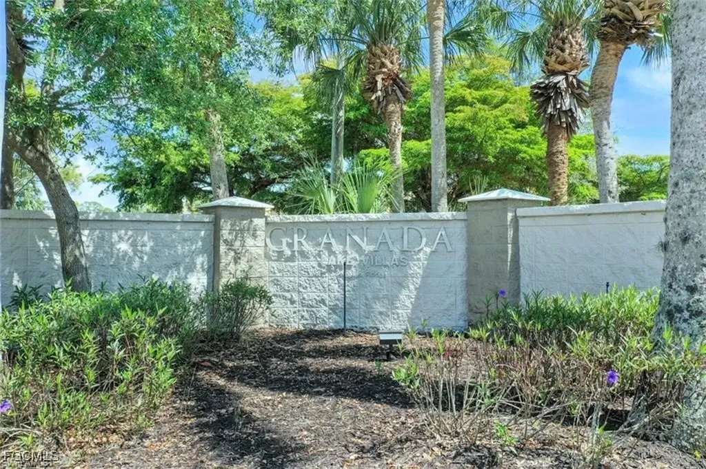 161 Santa Clara Drive Naples FL 34104