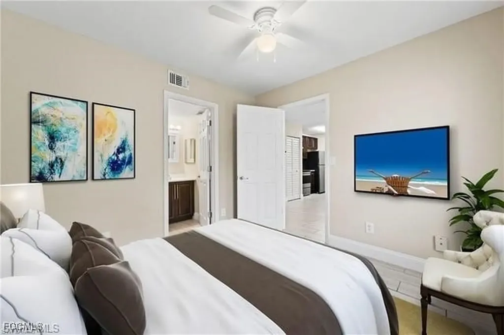 161 Santa Clara Drive Naples FL 34104