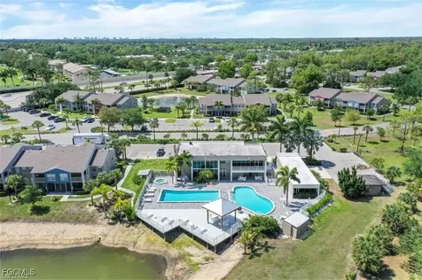 161 Santa Clara Drive Naples FL 34104