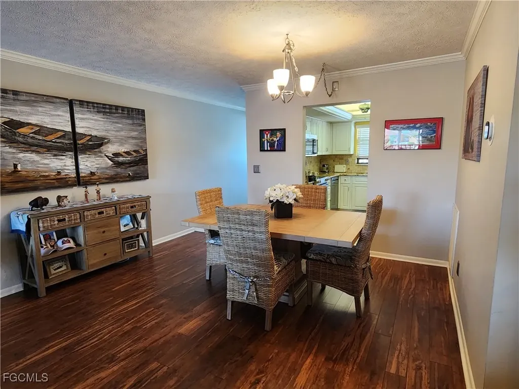 4515 Country Club Boulevard Cape Coral FL 33904