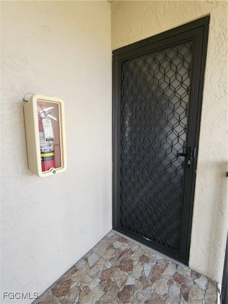 4515 Country Club Boulevard Cape Coral FL 33904