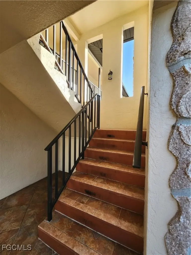 4515 Country Club Boulevard Cape Coral FL 33904