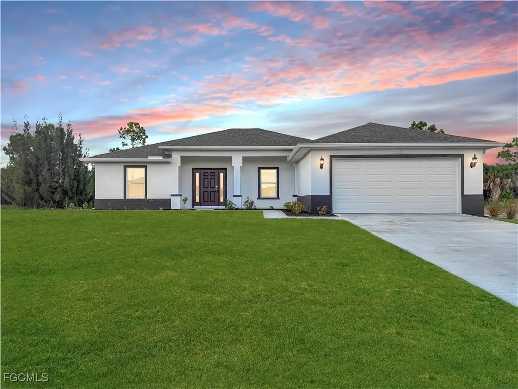 1423 NE 32nd Lane Cape Coral FL 33909