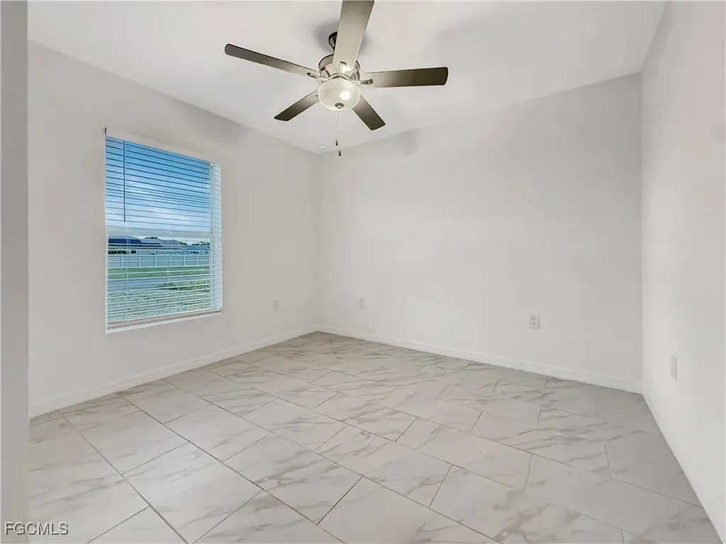 1423 NE 32nd Lane Cape Coral FL 33909