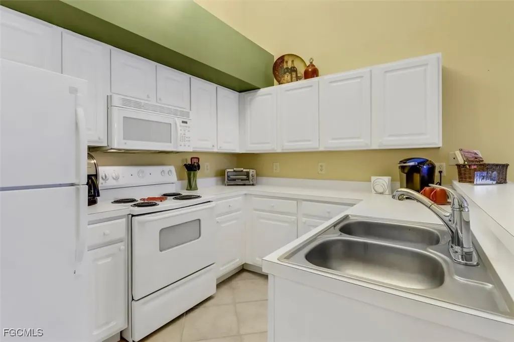 4105 Residence Drive Fort Myers FL 33901