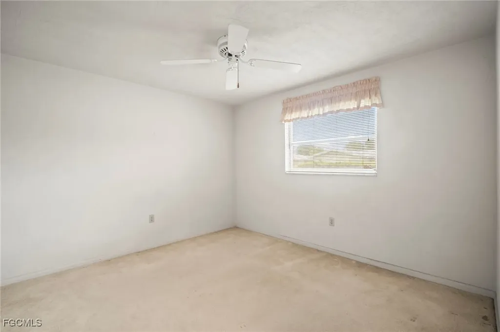 5586 Pendlewood Lane Fort Myers FL 33919