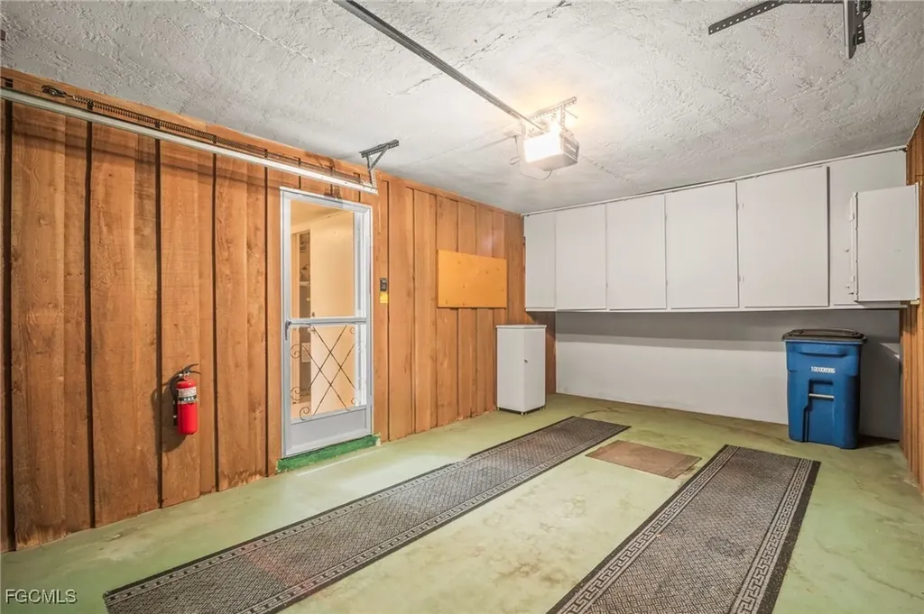 5586 Pendlewood Lane Fort Myers FL 33919