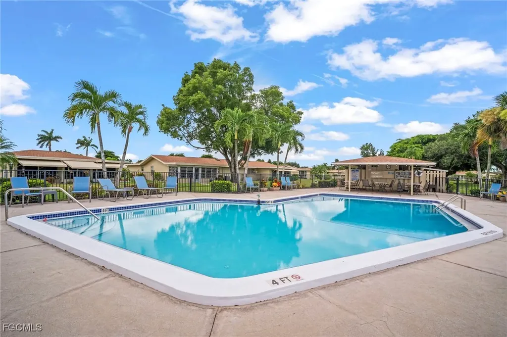 5586 Pendlewood Lane Fort Myers FL 33919