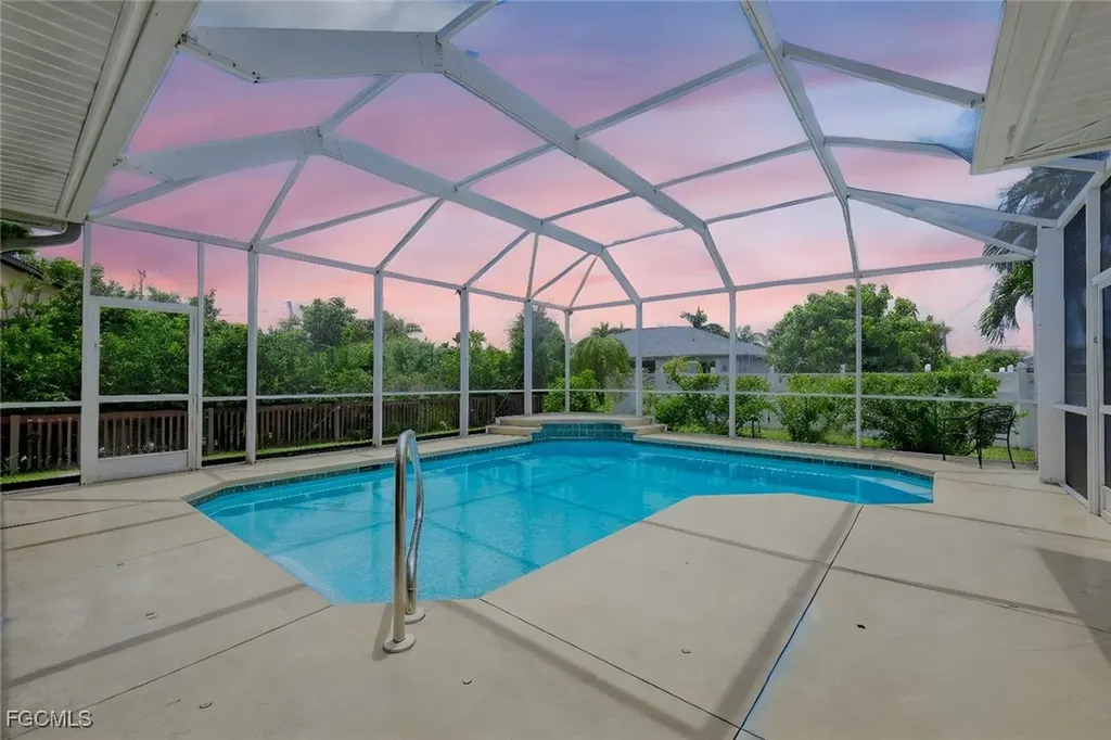 3756 SE 1st Avenue Cape Coral FL 33904