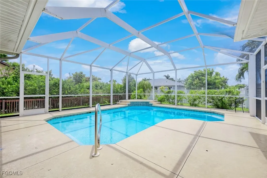 3756 SE 1st Avenue Cape Coral FL 33904