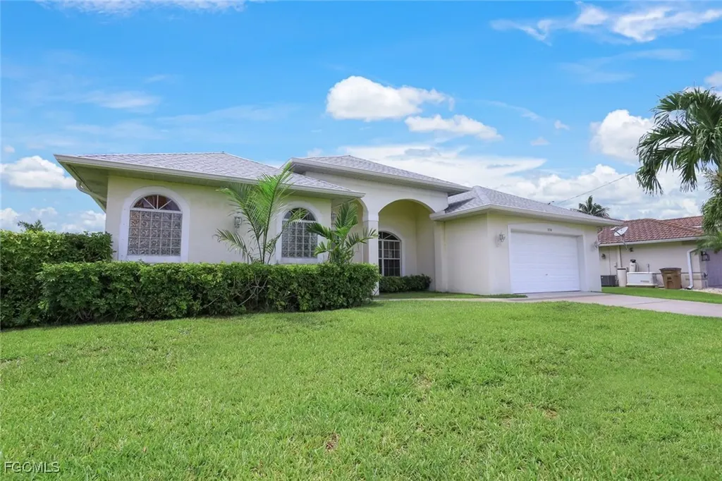 3756 SE 1st Avenue Cape Coral FL 33904