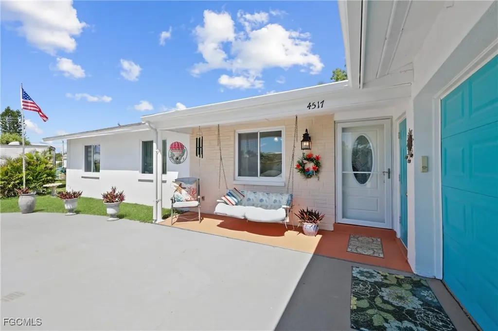 4517 Vinsetta Avenue North Fort Myers FL 33903