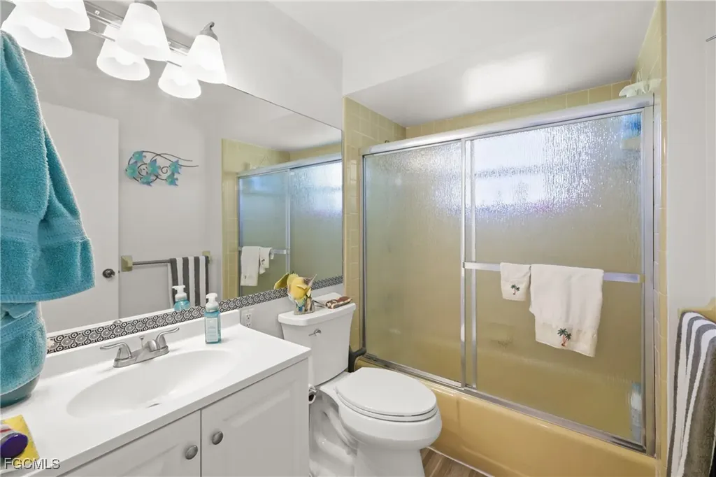4517 Vinsetta Avenue North Fort Myers FL 33903