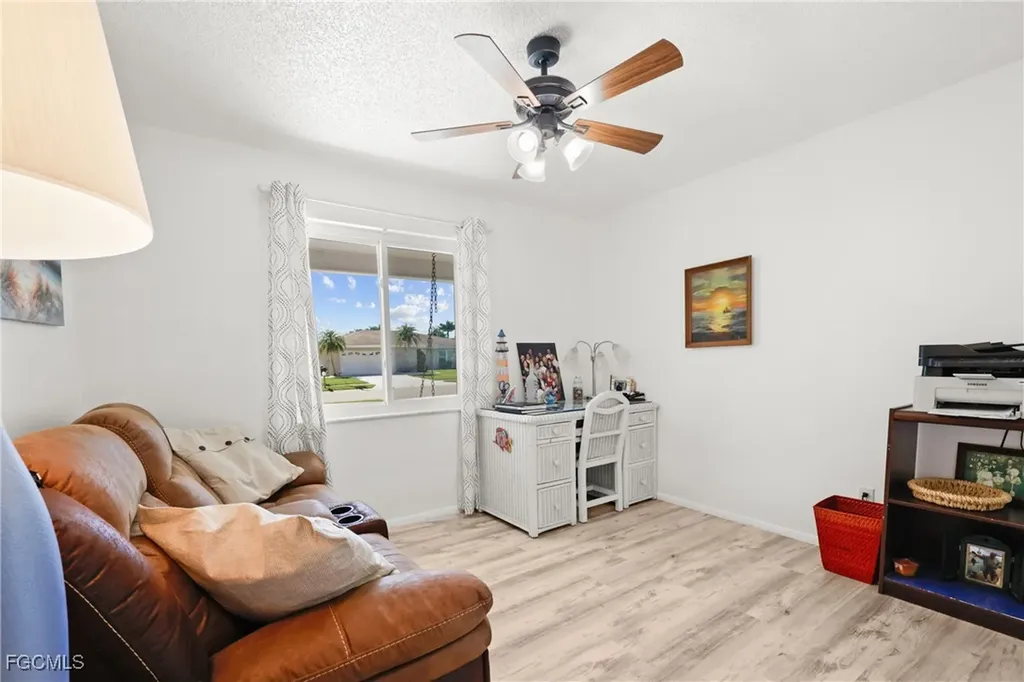 4517 Vinsetta Avenue North Fort Myers FL 33903