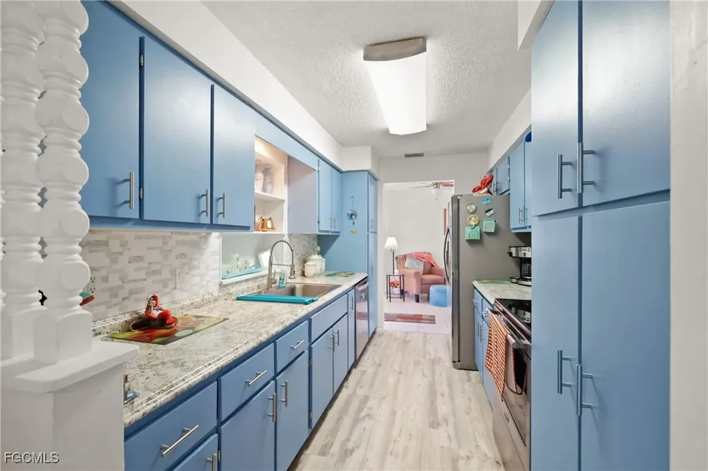 4517 Vinsetta Avenue North Fort Myers FL 33903