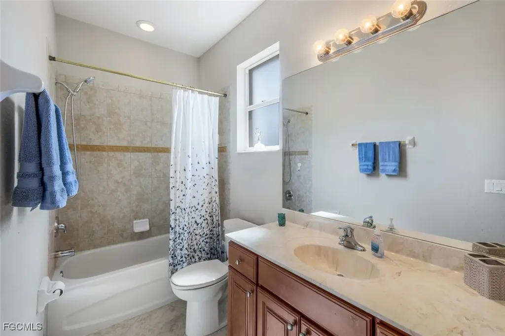 20007 Larino Loop Estero FL 33928