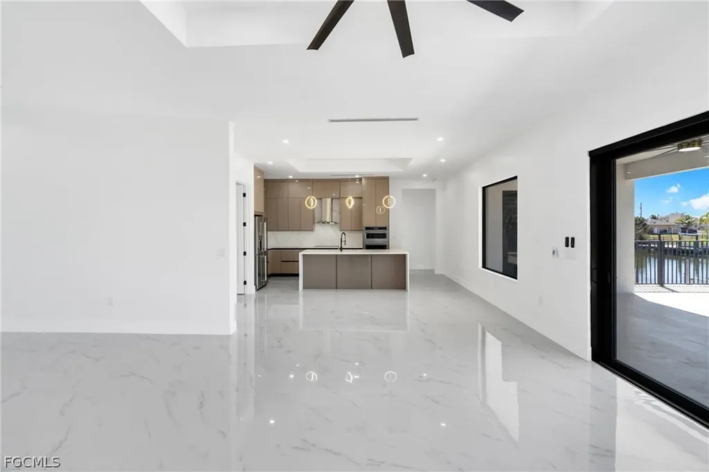 2330 NW 36th Avenue Cape Coral FL 33993