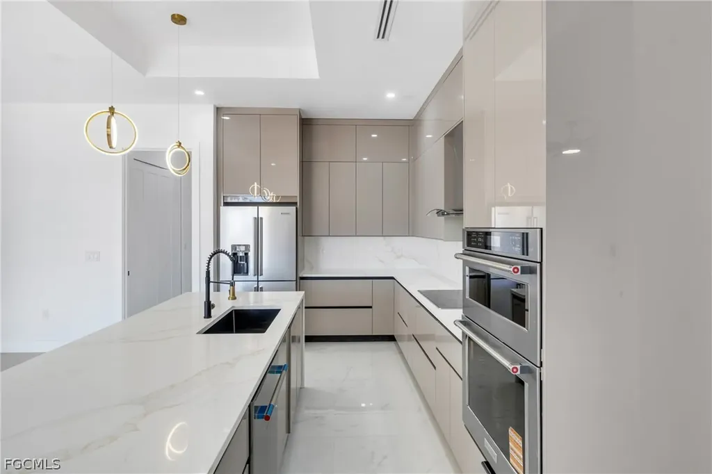 2330 NW 36th Avenue Cape Coral FL 33993