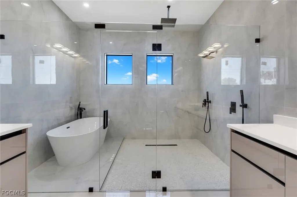 2330 NW 36th Avenue Cape Coral FL 33993