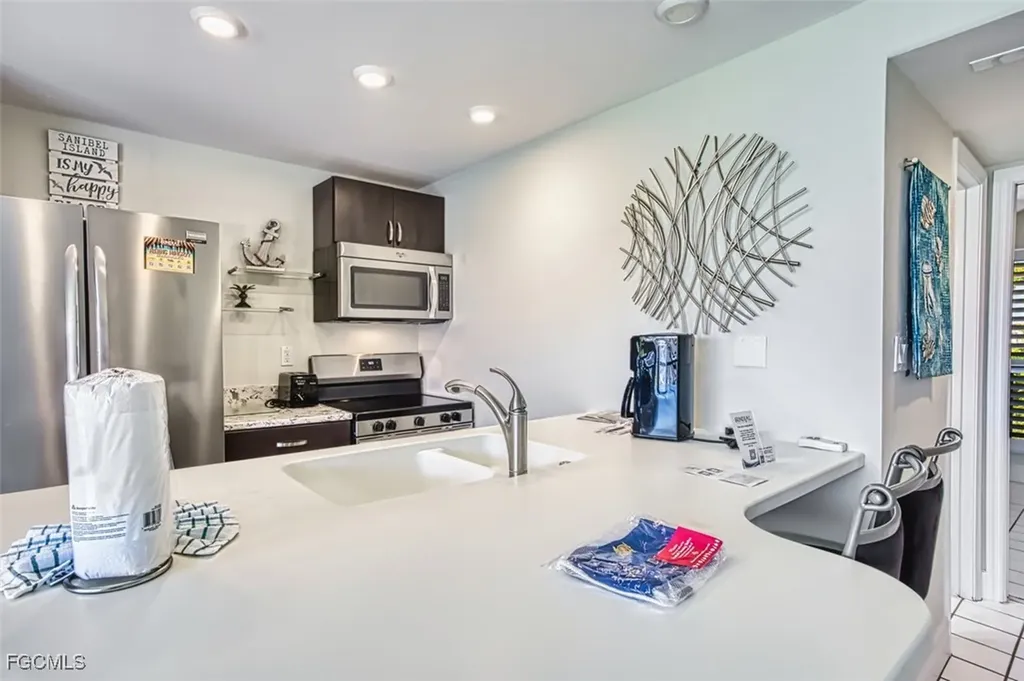 1501 Middle Gulf Drive Sanibel FL 33957