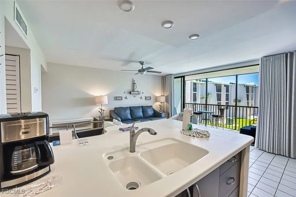 1501 Middle Gulf Drive Sanibel FL 33957