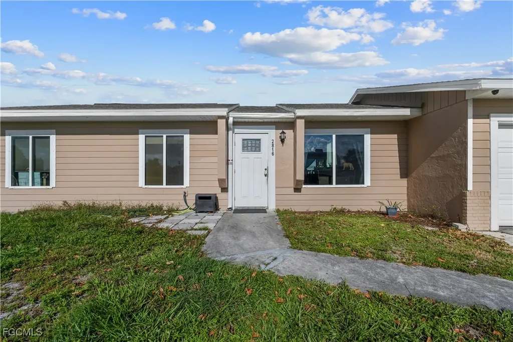 2816 NE 5th Place Cape Coral FL 33909