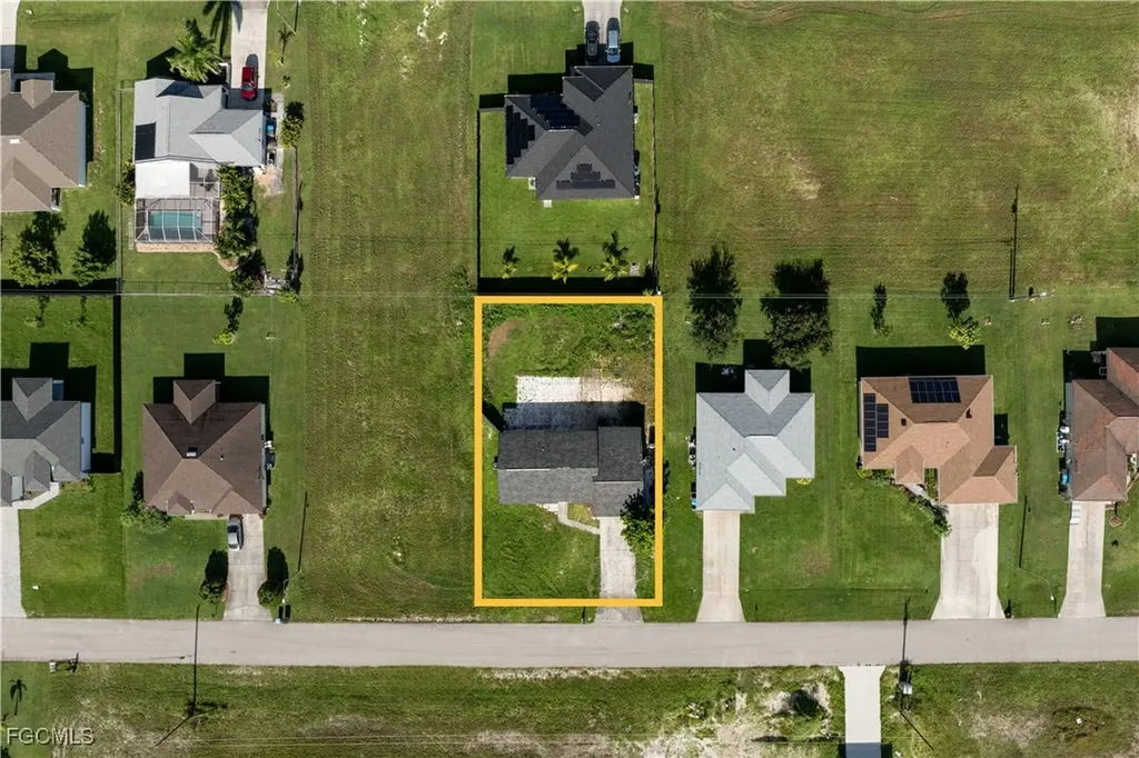 2816 NE 5th Place Cape Coral FL 33909