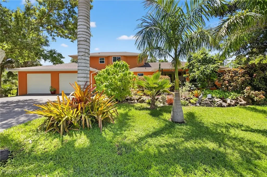 ST. James City FL, 3481 Myers Lane