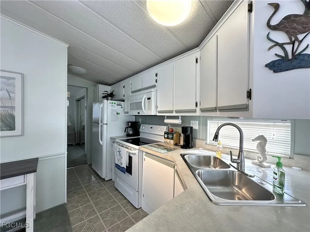 10802 Little Heron Circle Estero FL 33928