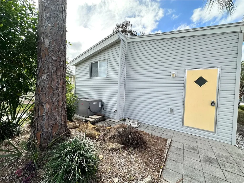 10802 Little Heron Circle Estero FL 33928