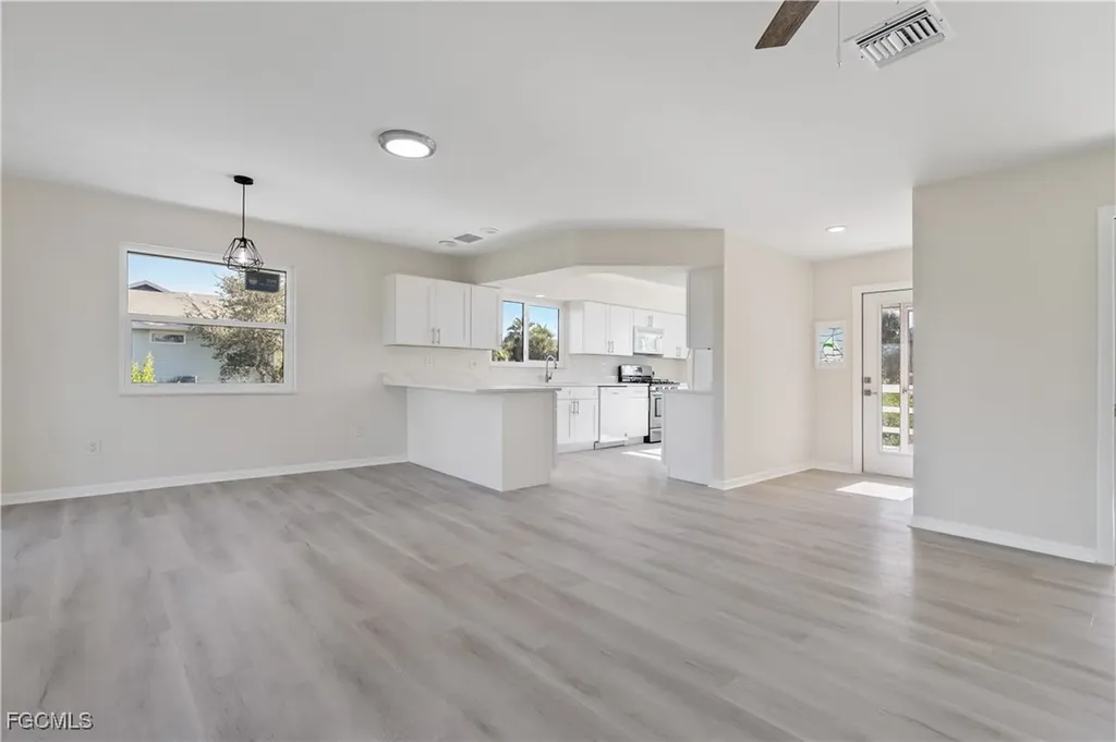 9297 Kincaid Court Sanibel FL 33957
