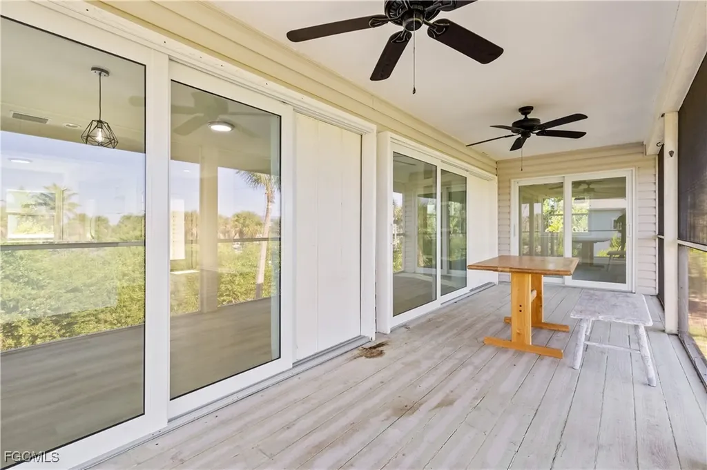 9297 Kincaid Court Sanibel FL 33957