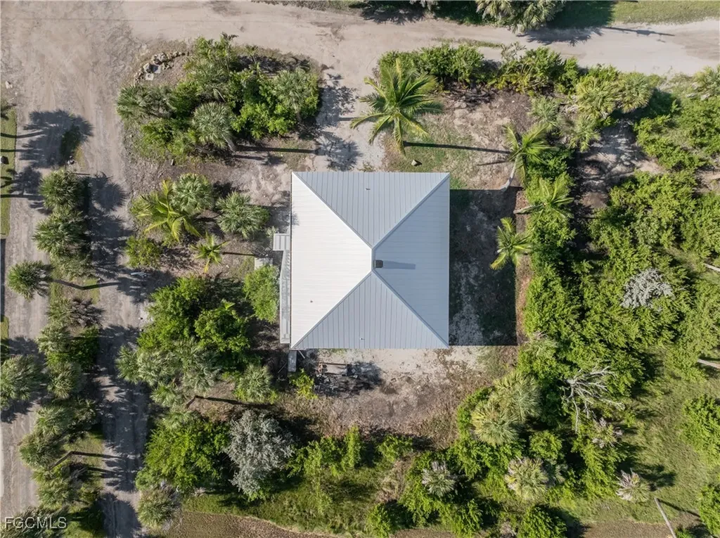 9297 Kincaid Court Sanibel FL 33957