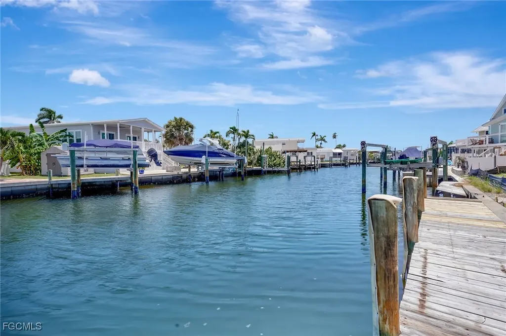 856 Oak Street Fort Myers Beach FL 33931