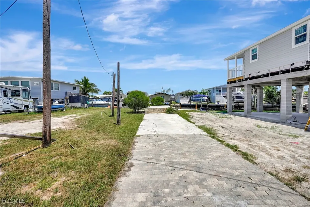 856 Oak Street Fort Myers Beach FL 33931