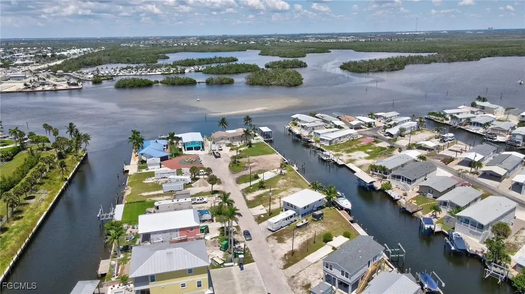 856 Oak Street Fort Myers Beach FL 33931