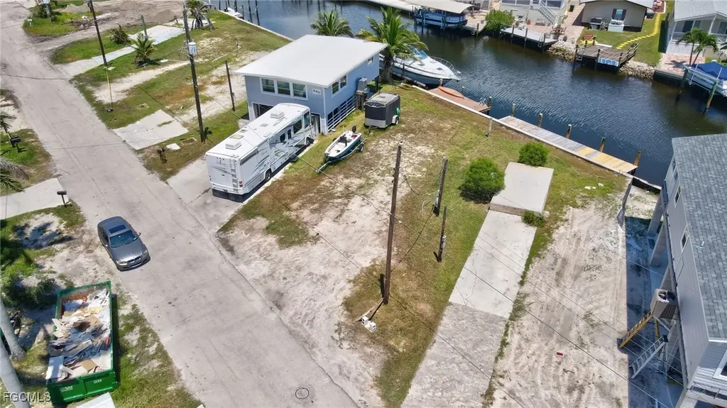 856 Oak Street Fort Myers Beach FL 33931