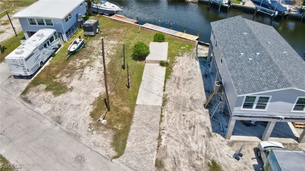 856 Oak Street Fort Myers Beach FL 33931