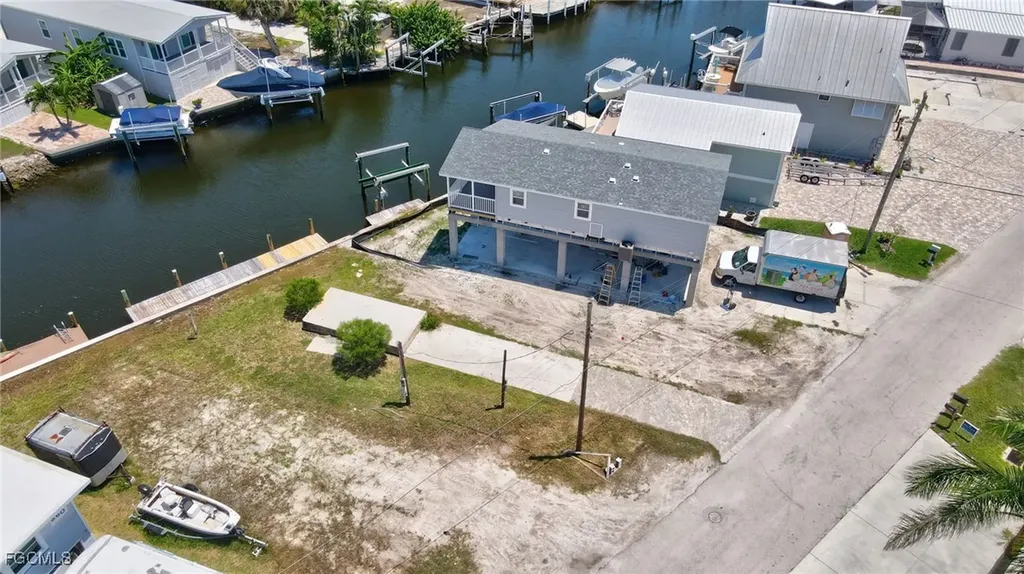 856 Oak Street Fort Myers Beach FL 33931