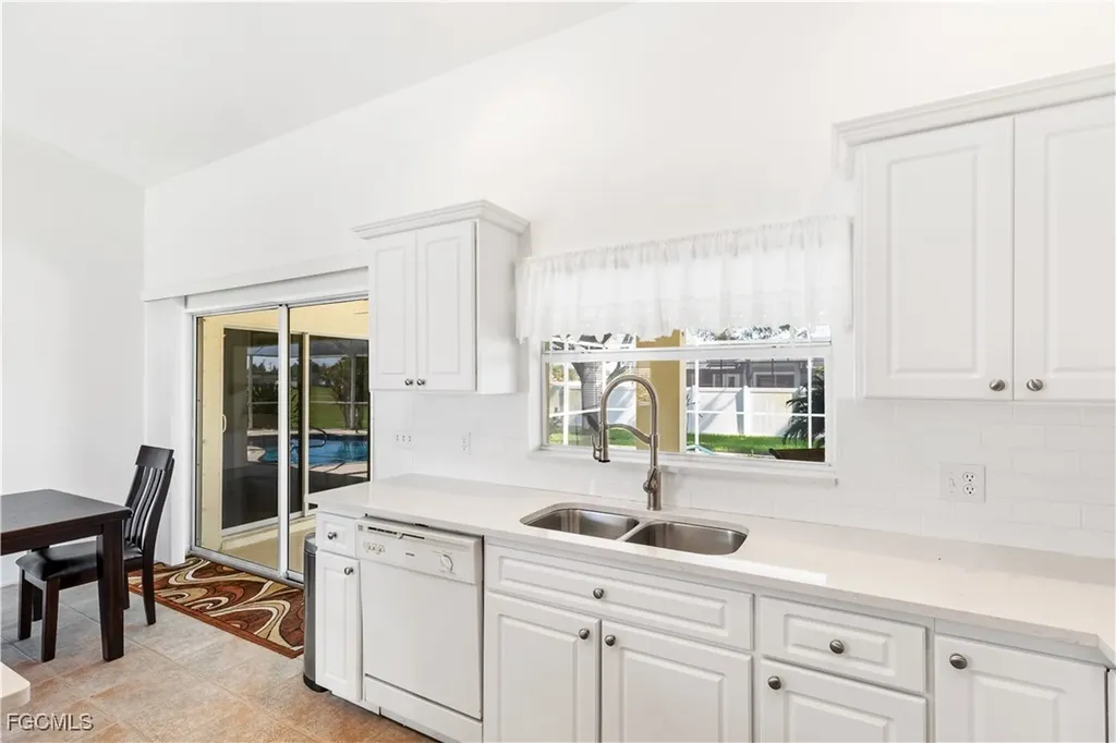 2217 Kismet Parkway E Cape Coral FL 33909