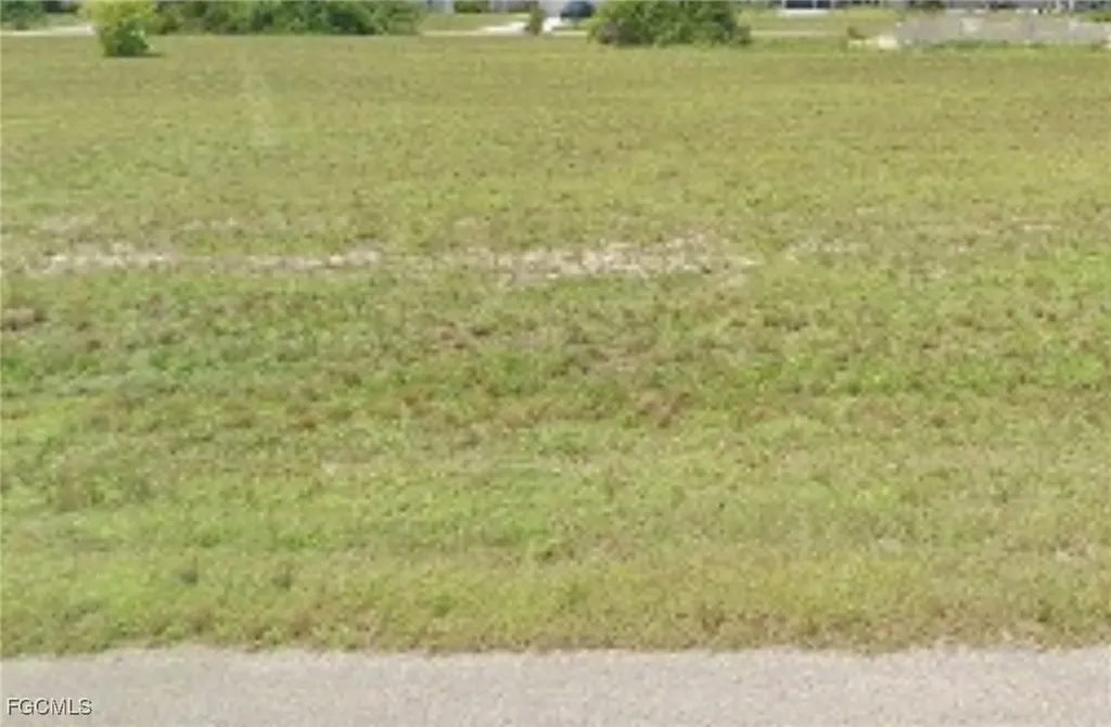 746 Alamo Street E Lehigh Acres FL 33974