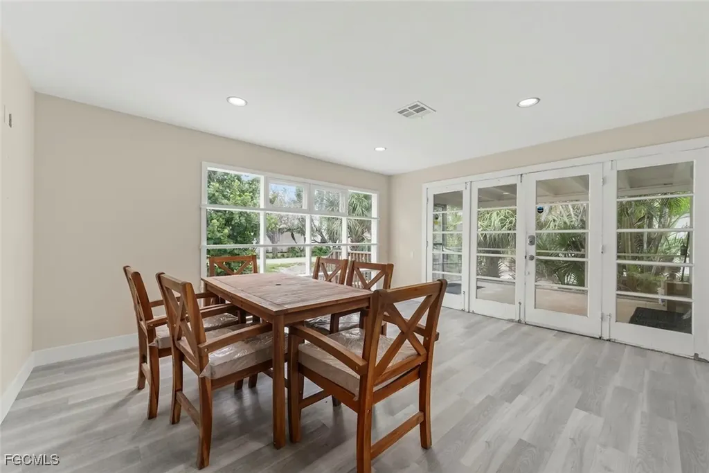 1142 Shell Basket Lane Sanibel FL 33957