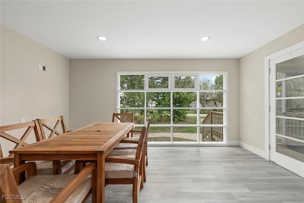 1142 Shell Basket Lane Sanibel FL 33957