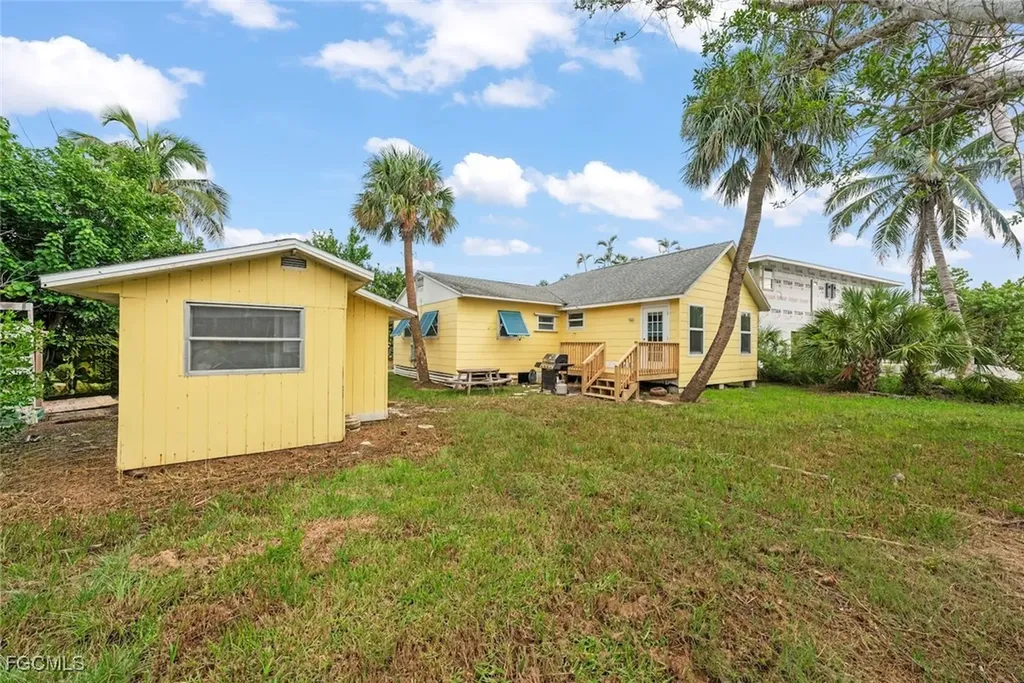 1142 Shell Basket Lane Sanibel FL 33957