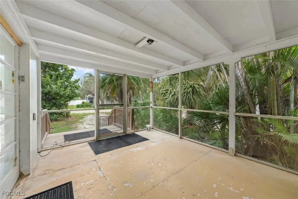 1142 Shell Basket Lane Sanibel FL 33957